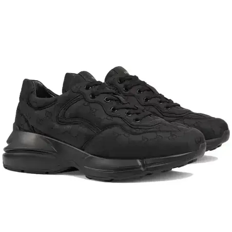 Gucci Sneakers en negro