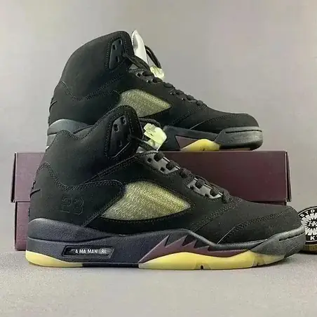 Jordan 5 en negro